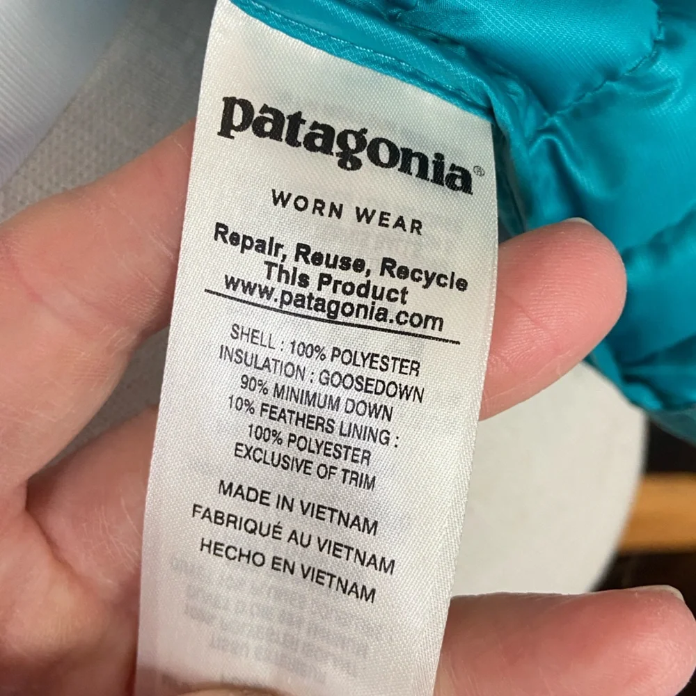 Patagonia Women's Down Sweater Vest Puffer Goose Down Fill Elwha Ikat Size Small